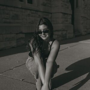 Meet your Posher, Mara